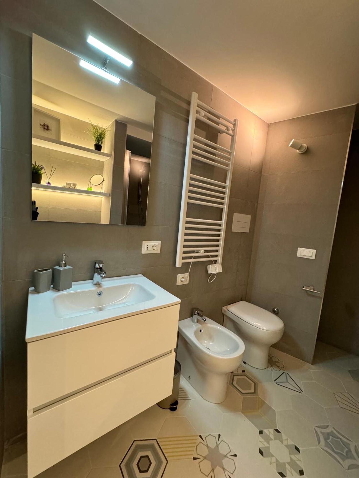 Residenza D'Artista Al Duomo1 Hotell Salerno Exteriör bild