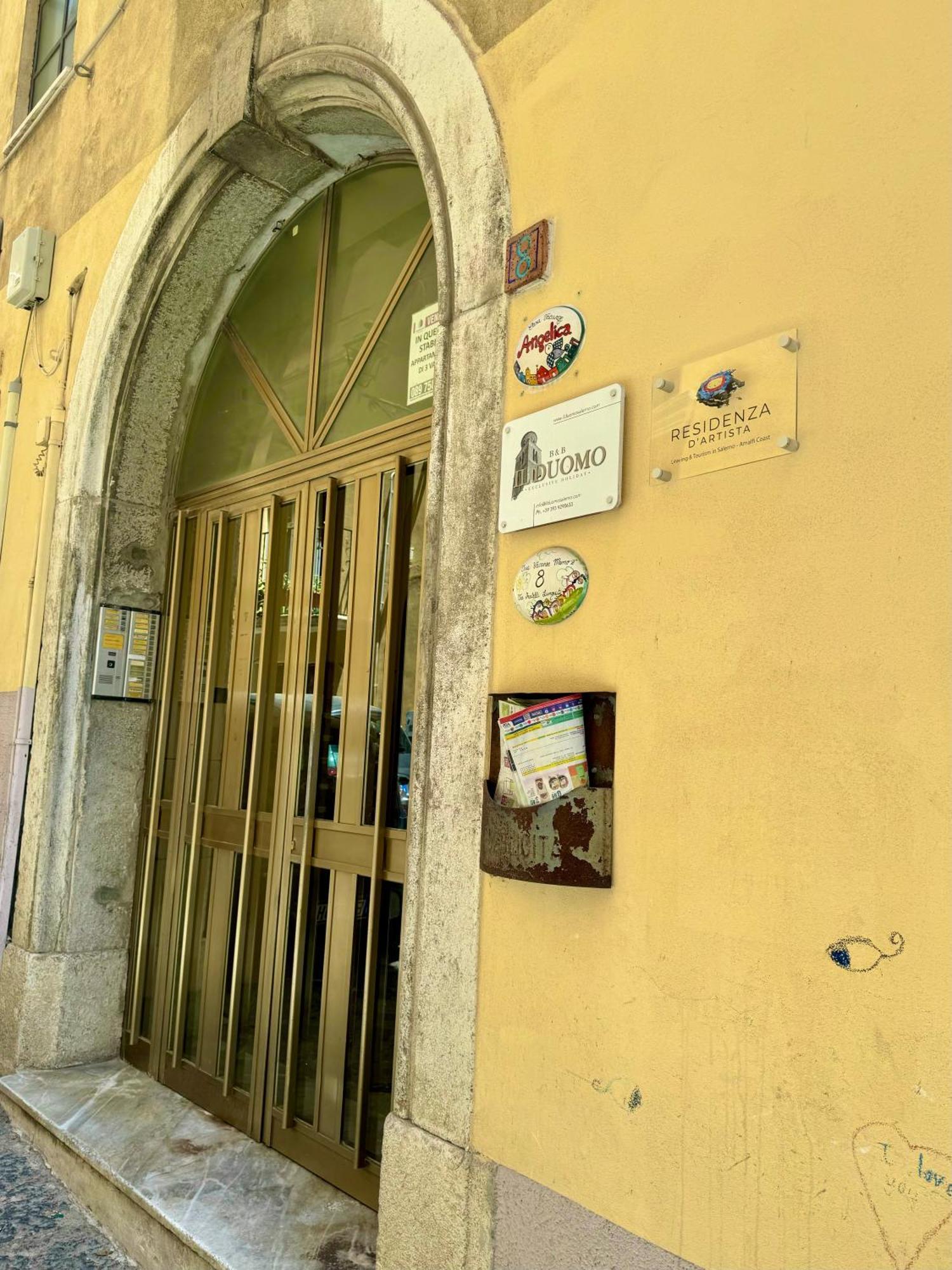 Residenza D'Artista Al Duomo1 Hotell Salerno Exteriör bild